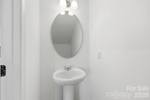 10108 Guardian Drive, Charlotte, NC 28273