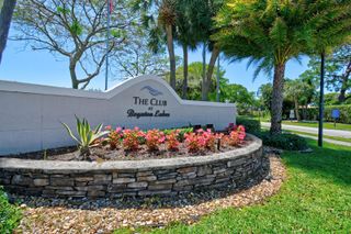 4 Knightsbridge Lane, Boynton Beach, FL 33426