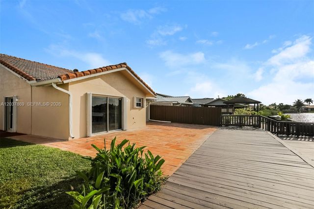 14979 SW 63rd Street, Miami, FL 33193