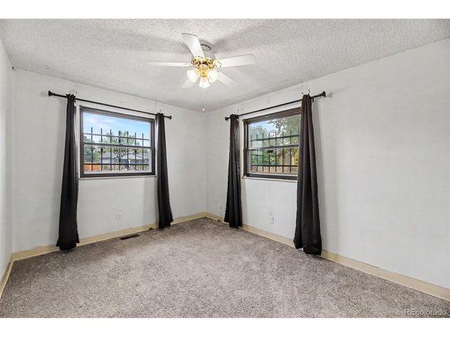 5534 Xanadu St, Denver, CO 80239