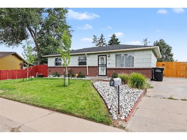 5534 Xanadu St, Denver, CO 80239