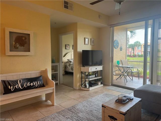 20131 Estero Gardens CIR 102, Estero, FL 33928
