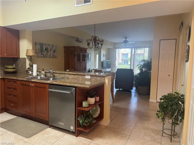 20131 Estero Gardens CIR 102, Estero, FL 33928