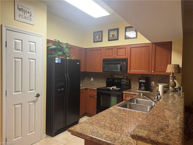 20131 Estero Gardens CIR 102, Estero, FL 33928