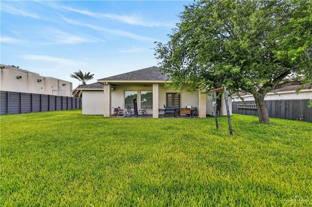 2921 La Puerta Avenue, Edinburg, TX 78541