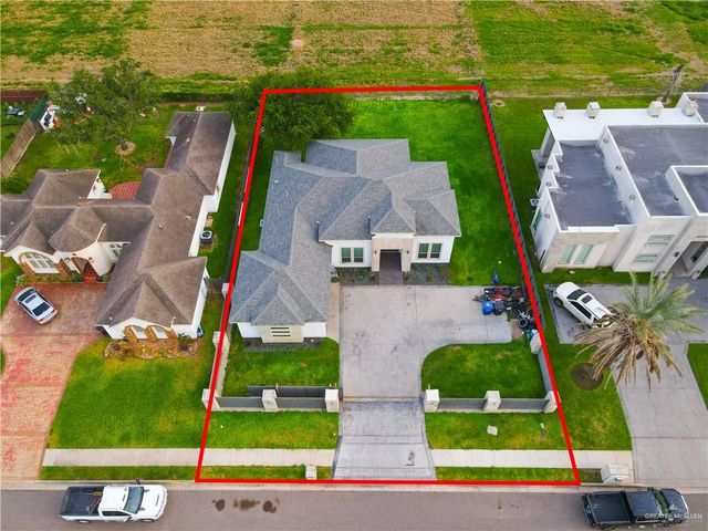 2921 La Puerta Avenue, Edinburg, TX 78541