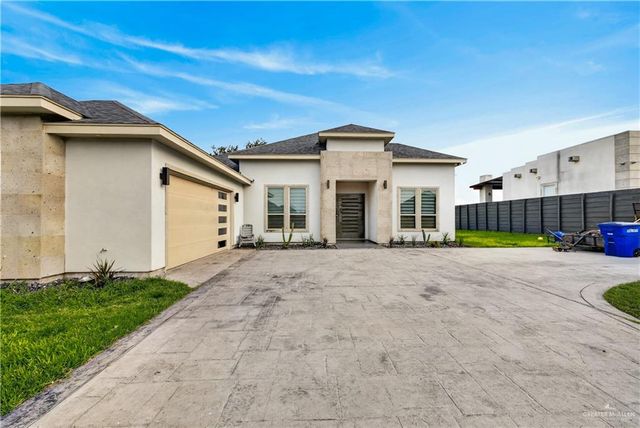 2921 La Puerta Avenue, Edinburg, TX 78541