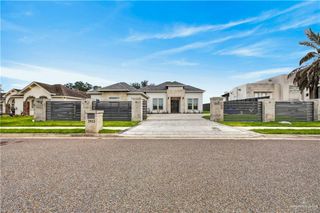 2921 La Puerta Avenue, Edinburg, TX 78541
