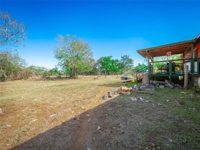 2525 Hugo RD, San Marcos, TX 78666