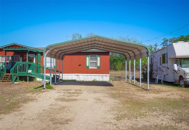 2525 Hugo RD, San Marcos, TX 78666