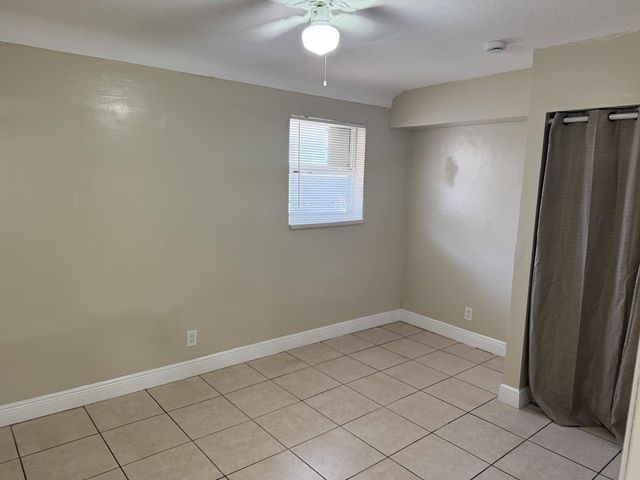 1133 NW 7th Avenue 2, Fort Lauderdale, FL 33311