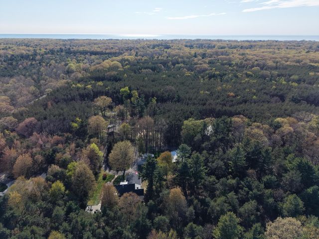 16381 Greenly Street, Park Twp, MI 49424