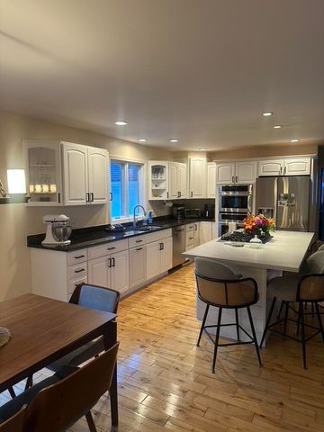 16381 Greenly Street, Park Twp, MI 49424