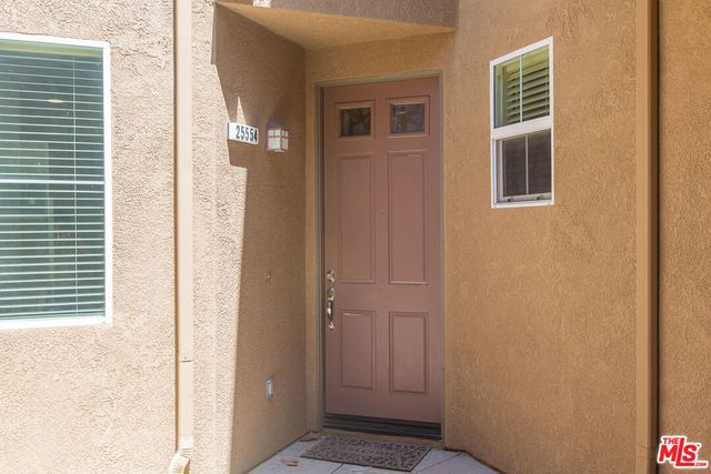 25554 Huxley Drive, Stevenson Ranch, CA 91381