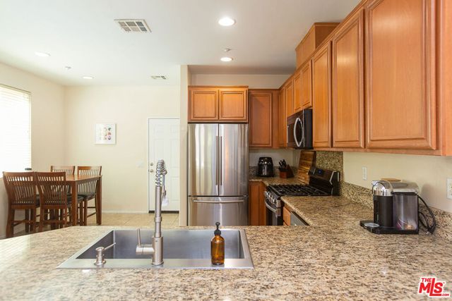 25554 Huxley Drive, Stevenson Ranch, CA 91381