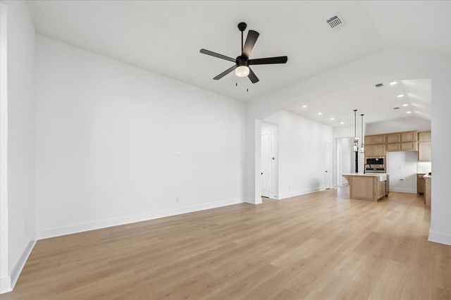2068 Cuellar Way, Van Alstyne, TX 75495