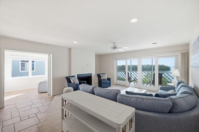 13 TIDY ISLAND BOULEVARD 13, Bradenton, FL 34210