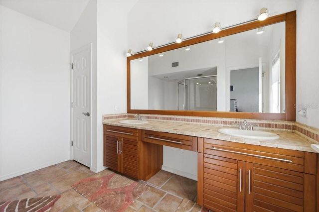 13 TIDY ISLAND BOULEVARD 13, Bradenton, FL 34210