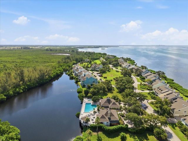 13 TIDY ISLAND BOULEVARD 13, Bradenton, FL 34210