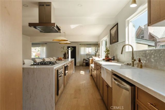 5145 6th, Los Angeles, CA 90043