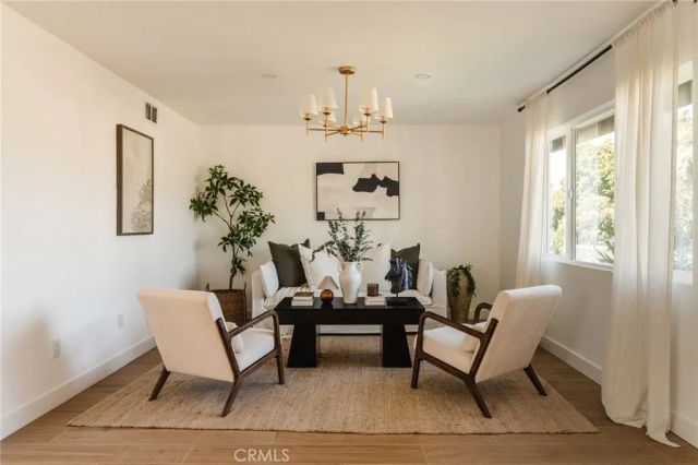 5145 6th, Los Angeles, CA 90043