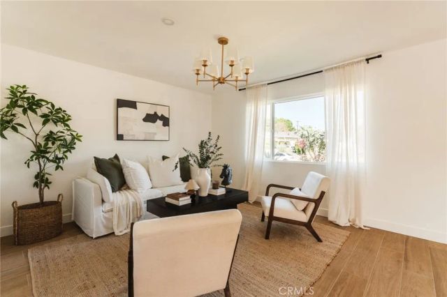5145 6th, Los Angeles, CA 90043