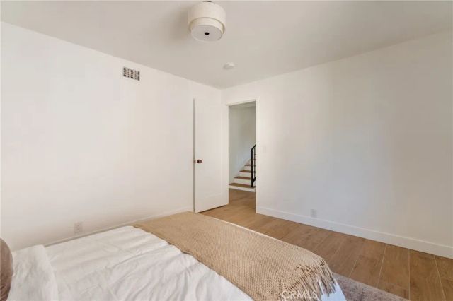 5145 6th, Los Angeles, CA 90043