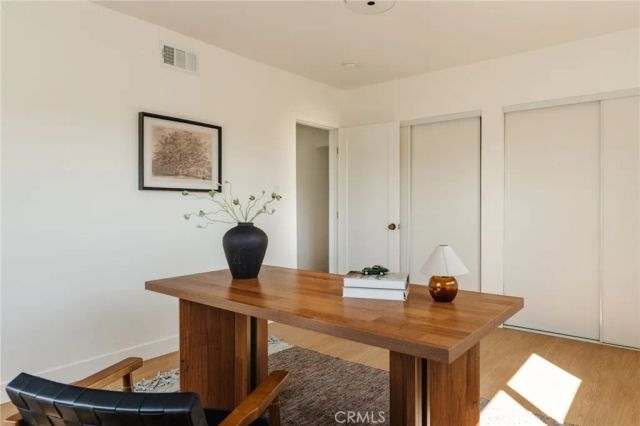 5145 6th, Los Angeles, CA 90043