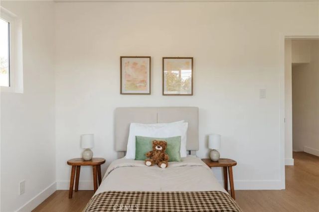 5145 6th, Los Angeles, CA 90043
