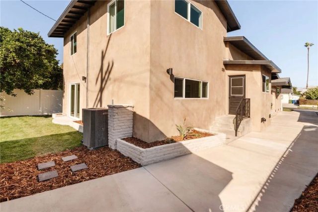5145 6th, Los Angeles, CA 90043