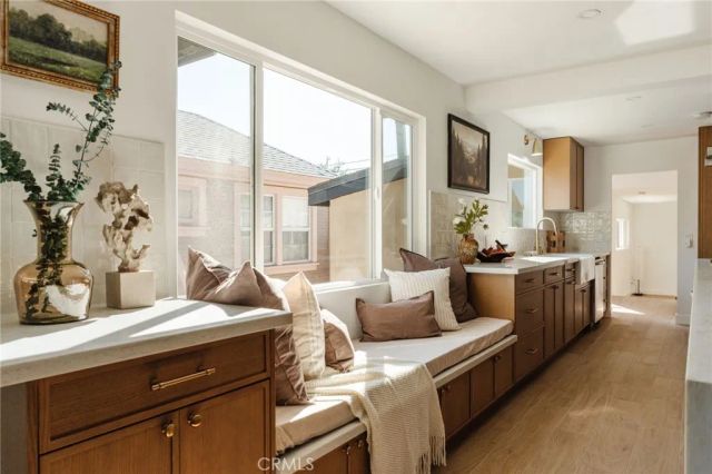 5145 6th, Los Angeles, CA 90043