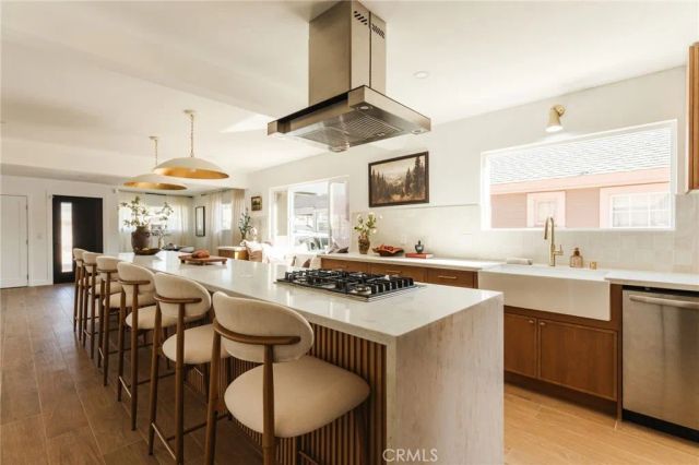 5145 6th, Los Angeles, CA 90043