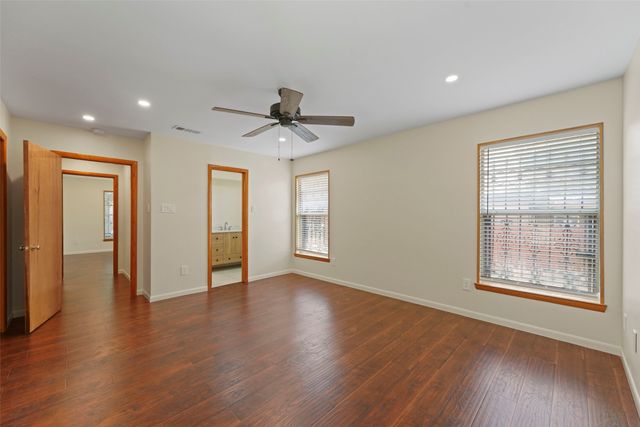 223 N Crest Street, Lancaster, TX 75146