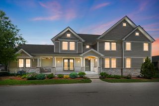 535 N Walnut Street, Elmhurst, IL 60126
