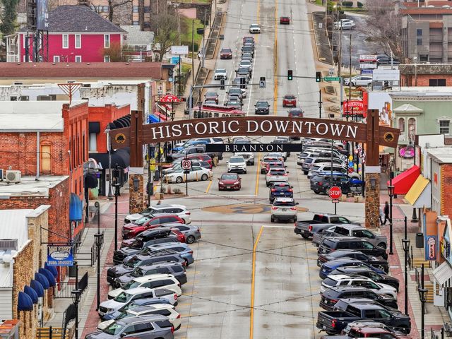 10202 Branson Landing Boulevard 202, Branson, MO 65616