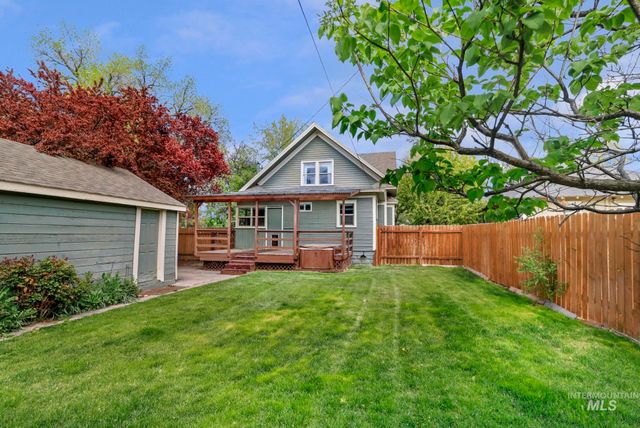 145 9th Ave N, Twin Falls, ID 83301