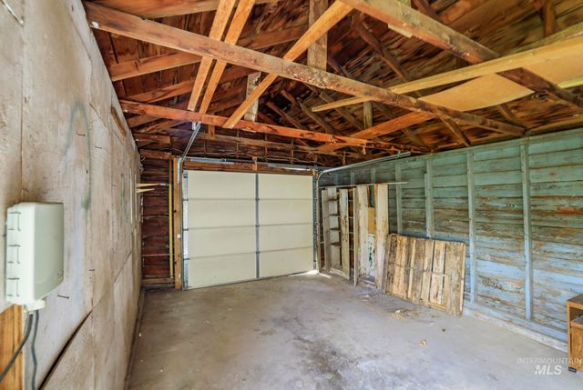 145 9th Ave N, Twin Falls, ID 83301