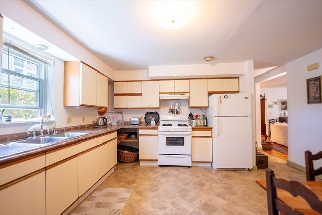 41-43 North Main, Northampton, MA 01062