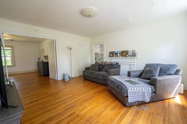 41-43 North Main, Northampton, MA 01062