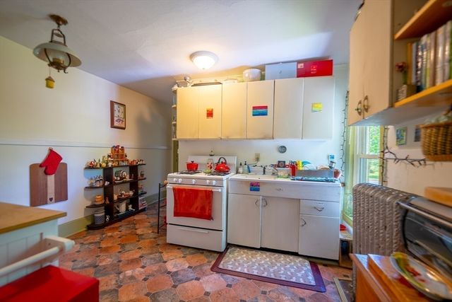 41-43 North Main, Northampton, MA 01062