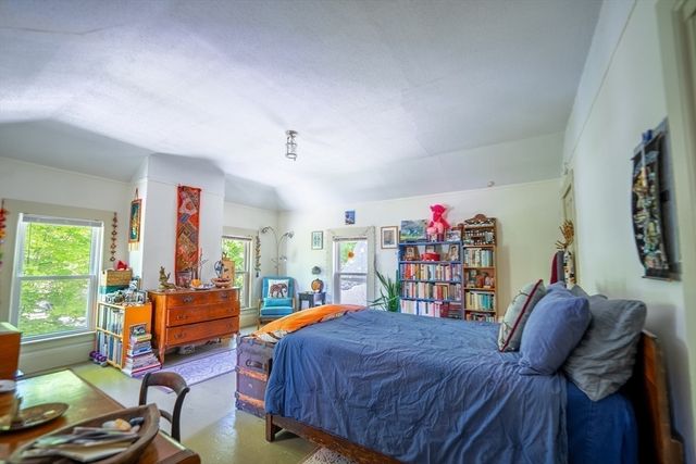 41-43 North Main, Northampton, MA 01062