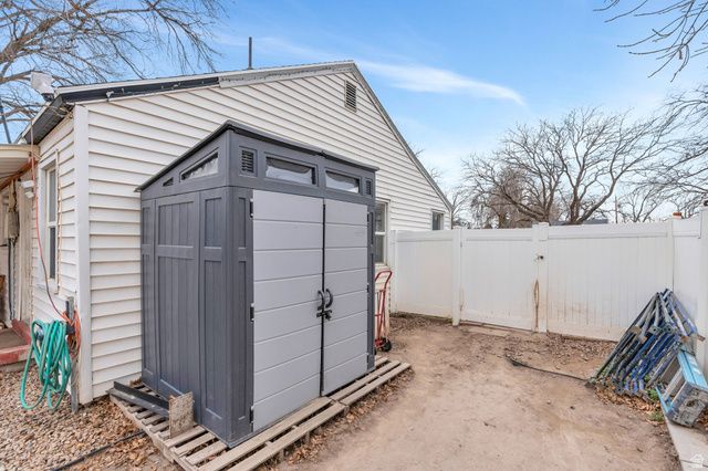 1021 S 1500 W, Salt Lake City, UT 84104