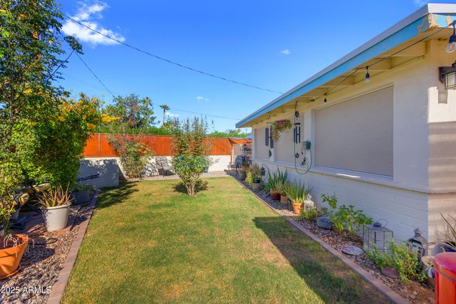 5480 E AKRON Street, Mesa, AZ 85205