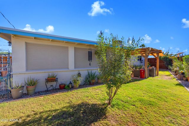 5480 E AKRON Street, Mesa, AZ 85205