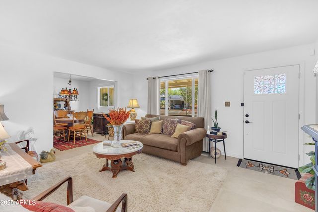 5480 E AKRON Street, Mesa, AZ 85205