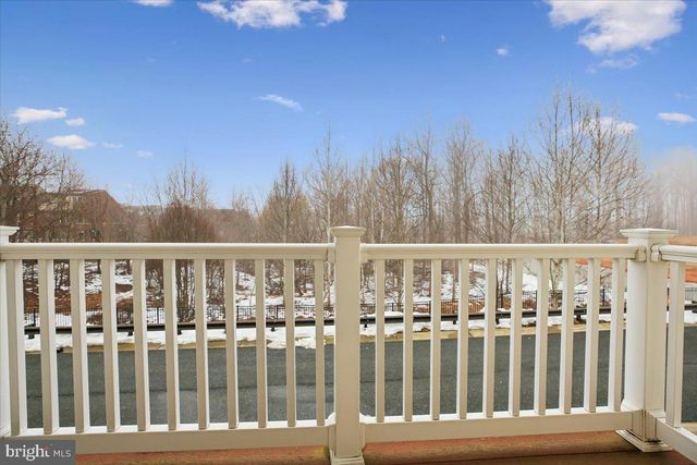 452 EXCHANGE AVE., Gaithersburg, MD 20878