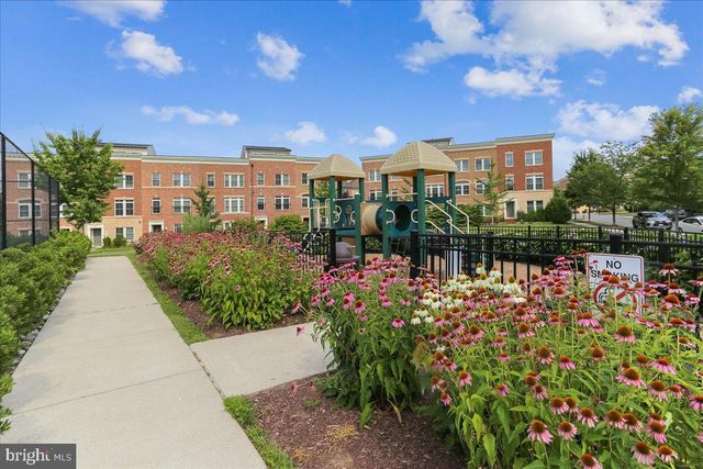 452 EXCHANGE AVE., Gaithersburg, MD 20878