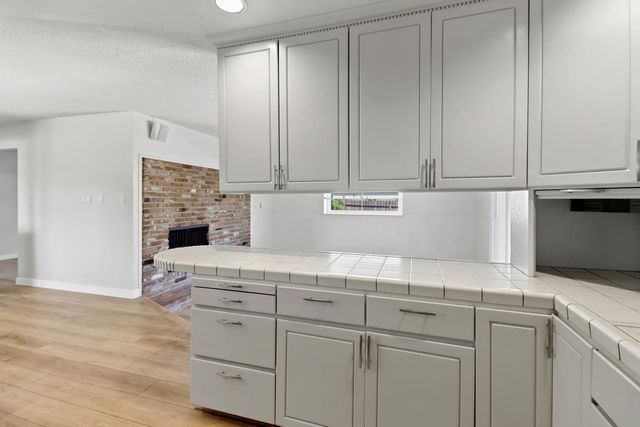 122 Harber Ct, Sacramento, CA 95864