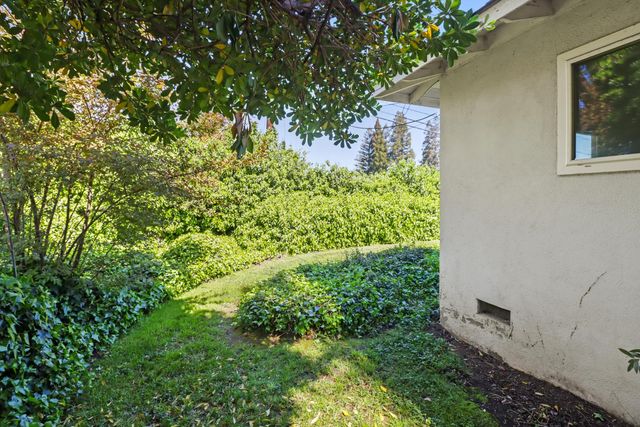 122 Harber Ct, Sacramento, CA 95864