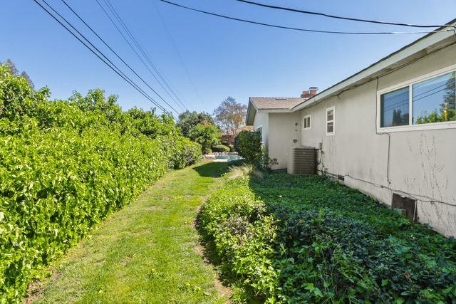 122 Harber Ct, Sacramento, CA 95864